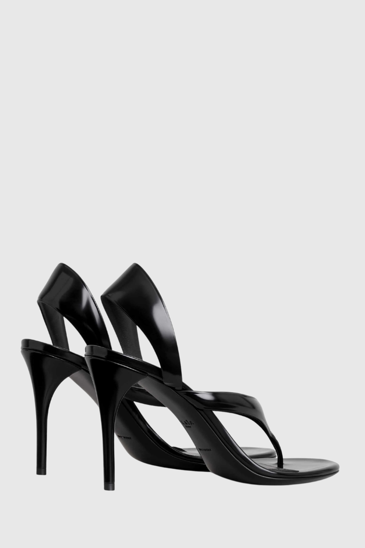 Xaweie Thong Sandals - Black